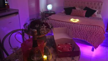 Week-end romantique avec spa privatif au cœur de la nature - Foto 1