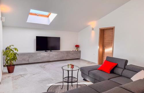 Chic Spacious Apartment Surrounded by Nature Near Opatija - Foto 2