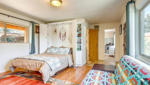 Artsy Studio with Patio 25 Mi to Santa Fe - Foto 2