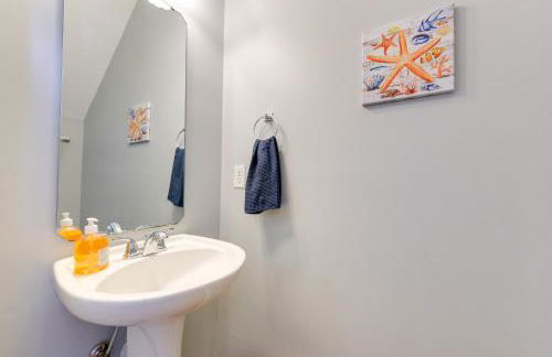 Townhome with Community Pool 11 Mi to Dtwn Raleigh! - Foto 11