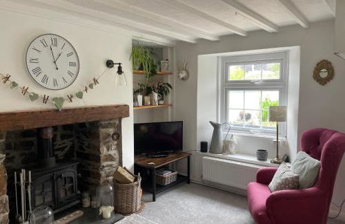 Tiny romantic cottage for two. - Photo 5