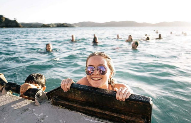 Bay of Islands Boat Trip - Photo 4