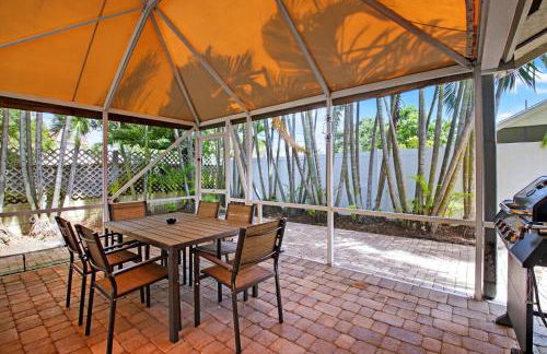 Family-Friendly Boca Gem! 4BR 3BA with Pool & Sauna - Foto 42