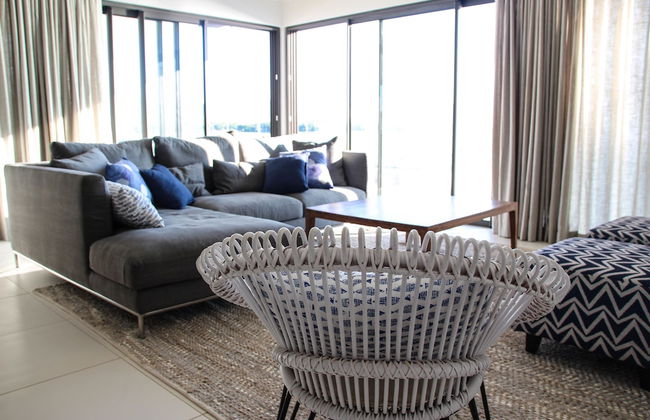 Latitude Luxury Seafront Apartments - Foto 29