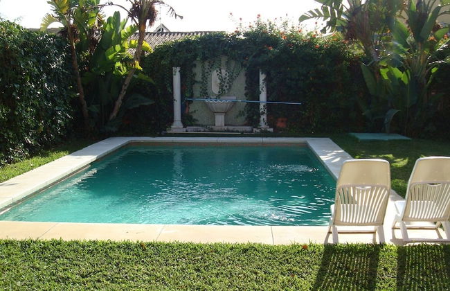 Large Beach Side Villa Near Marbella - Foto 1