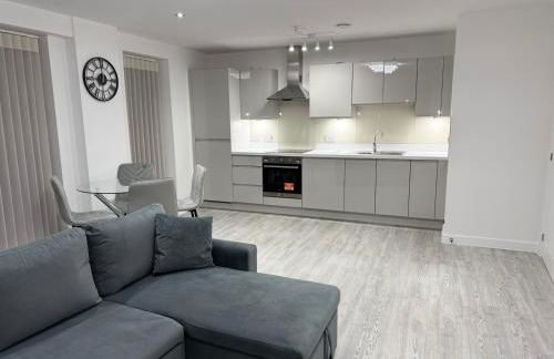 Serenity Waterfront 2 Bed Apartment - Foto 30