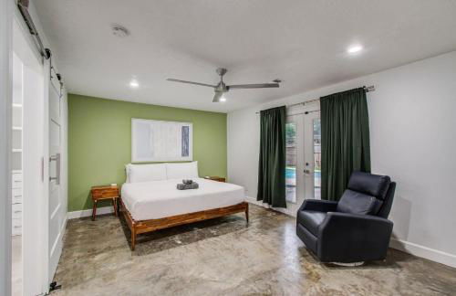 Rustic Modern Escape - 4BD-2BA with Pool & Patio - Foto 14