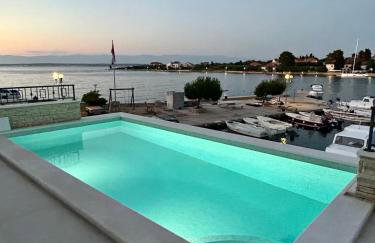 Villa Runčika Luxury Apartment - Photo 19