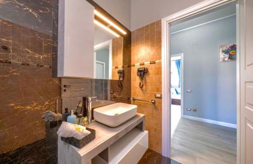 T&F HOUSE Comfortable Apartment with Private Parking - Foto 23