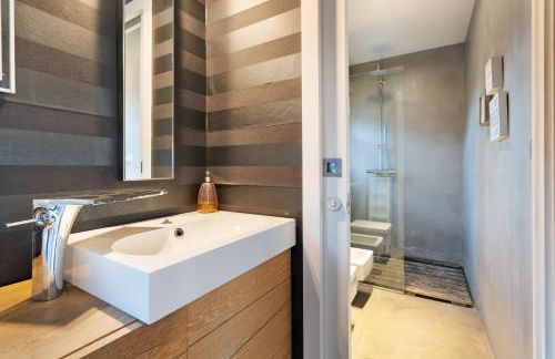 Bright 57m² 1BR AC Parking 32 - Foto 16