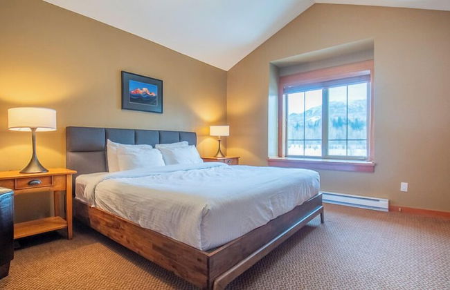 Pinnacle Ridge Chalets by Fernie Lodging - Photo 50