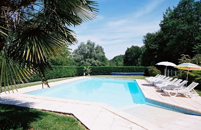 Chic Holiday Home in Siorac-en-perigord With - Foto 29