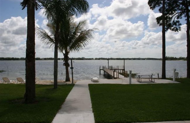 Lake Grassy Inn & Suites - Foto 21