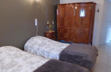 Le Petit Clos Des Camélias, gîte PMR proche de la plage - Foto 20