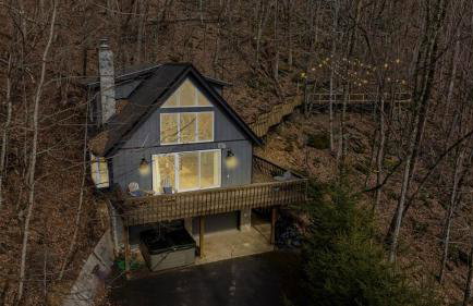 Chalet Getaway, Hot Tub, Pet Friendly! - Foto 2