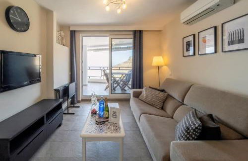 Stunning Views Guaranteed - Photo 9