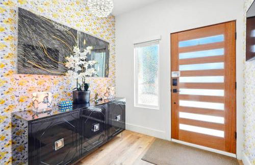 G- Luxe NoHo Family Home near Universal 15m and Hollywood 10m - Foto 7