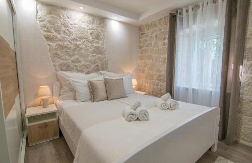 Villa Milena with heated pool and jacuzzi - Photo 15