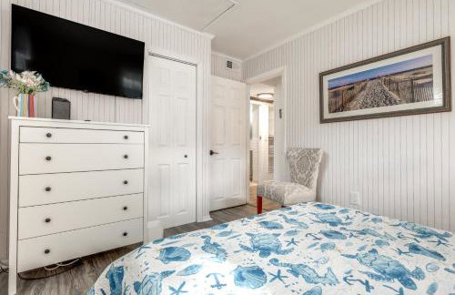 Less Than 2 Mi to Beach Cozy Cottage with Patio on Cape Cod - Photo 25