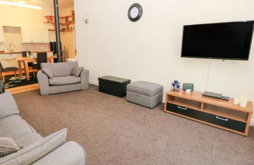 Wye Apartment, Litton Mill - Photo 4