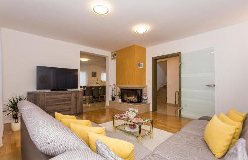 Villa Sweet Home Marija With Heated Pool - Foto 38