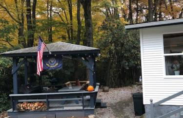 River Run Cottage Modern 2BR Waterfront Retreat in Linville Land Harbor - Foto 10