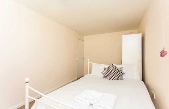 Spacious 2BD House W/private Garden - Kennington! - Foto 2