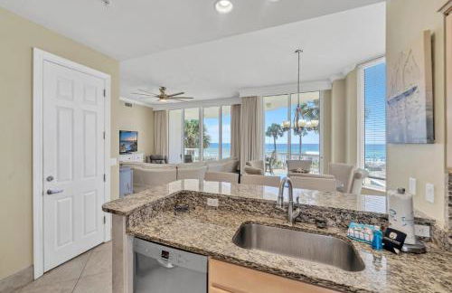 Beautiful Spacious Penthouse 2 Story Beach Front Condo Sleeps 12! - Foto 18