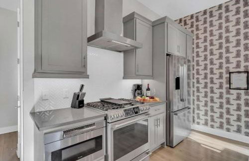 Brand New City Views Karaoke Room Near Downtown - Foto 13