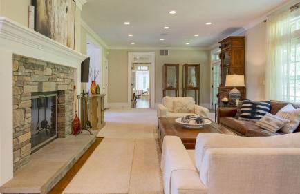 Secluded Estate Optional Guest House, Pond, Playroom, Gym & Theater Sunny Pond by Avantstay - Foto 34