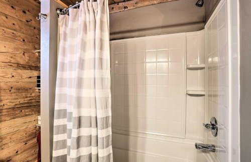 Snowshoe Cabin with Gas Grill Fish and Hike! - Foto 20