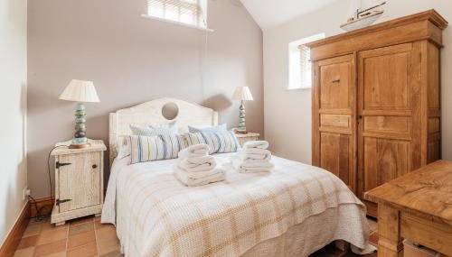 Swallow Barn at Millfields Farm Cottages - Photo 4