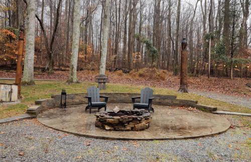 Home with Sauna & Hot Tub & Lake Access - Foto 53