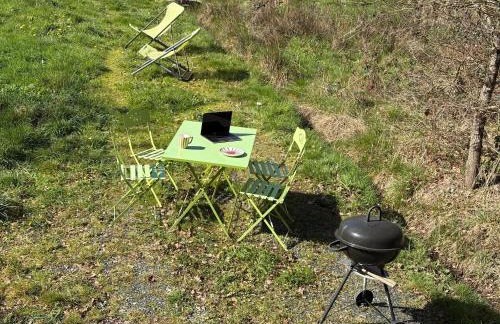 Évasion romantique en roulotte autonome avec confort moderne en pleine nature - FR-1-591-552 - Foto 11