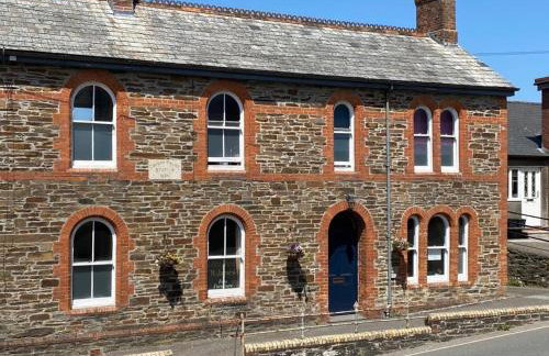 Victorian Police Station Apartment - Foto 1