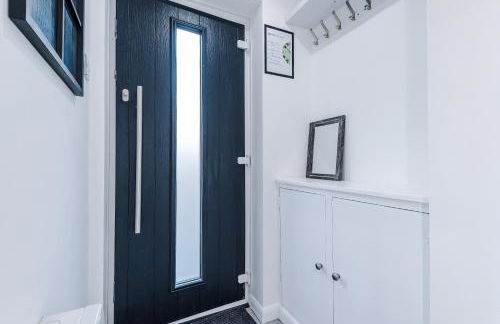 Stylish 2BR House for 4 in Manchester with Parking - Foto 10