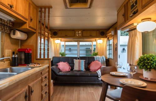 Beach Get Away Fabulous Vintage Trailer - Foto 2