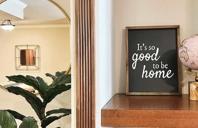 Relaxing 2-br Apt With Pool Hot Tub Gym - Photo 5