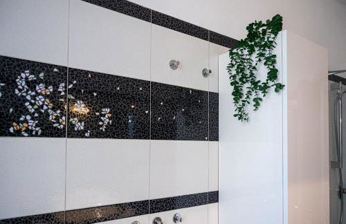 Godi Fiorenza Suite - Duomo a 15 Minuti e Aeroporto a 4 Minuti con Tramvia T2 - Foto 33