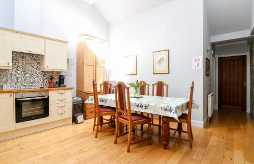 Courtyard Cottage - Photo 6