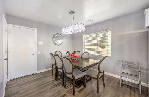 Spacious 5BR Modern Luxury Villa in Vegas - Foto 18