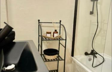 Petit Havre Moderne à Toulouse avec Parking Privé proche du Métro à 5 min - Foto 13