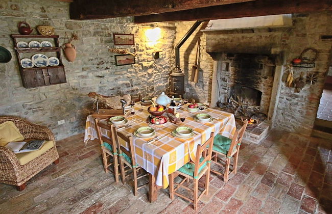 Farmhouse in Apecchio With Pool and Terrace - Foto 27