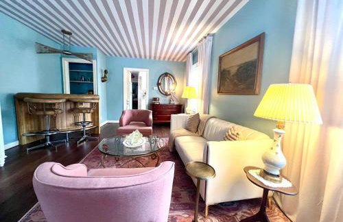 Peaches and Cream Coffee and Confetti Villa - Foto 49