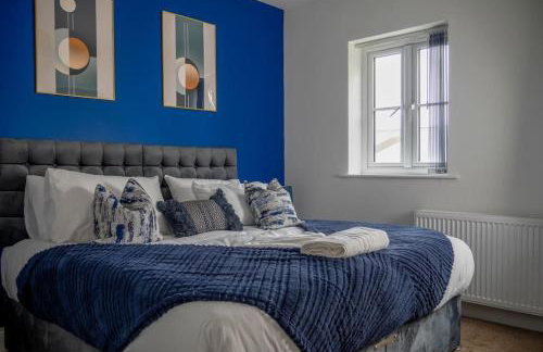 Short Stays, Free Parking, Contractors, Families - Large Home - Foto 13