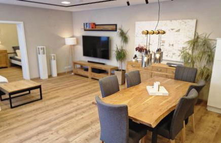 AUXBRG - 4 Zimmer, XL Wasserbett, 65 Zoll TV, XL Terrasse - Foto 37