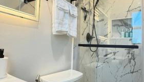 Modern Studio Stylish &Cozy Ieft Unit - Foto 5, towels, Shower