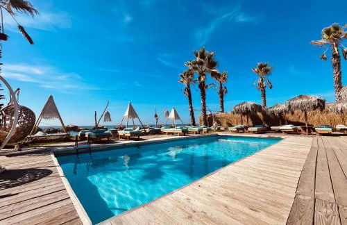 Demetra Seafront Apartment - Parking & Pool - Foto 26