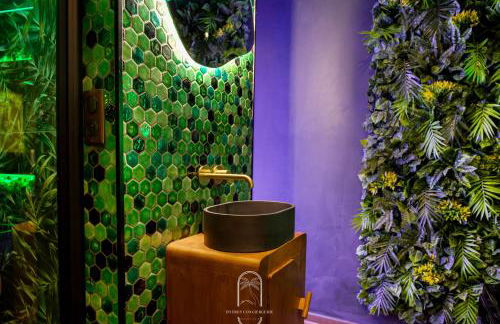 Jungle Love Room Balnéo/cinéma By HC - Foto 11