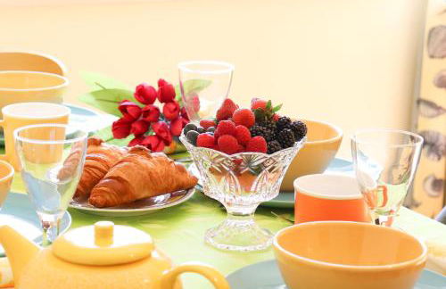 VILLA EBER - independent 1 & 2 bedroom apartments, pool, air con, fast Wi-Fi, near old town of Albufeira and beaches - Foto 11